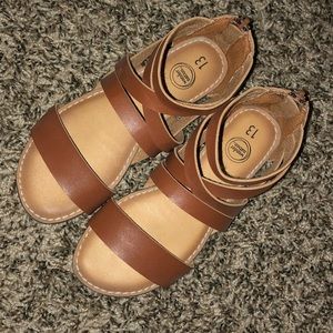 Girls 13 brown gladiator sandals wonder nation
